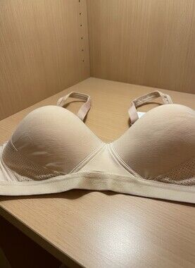 Hanes NWT Tan Wireless Bra XL